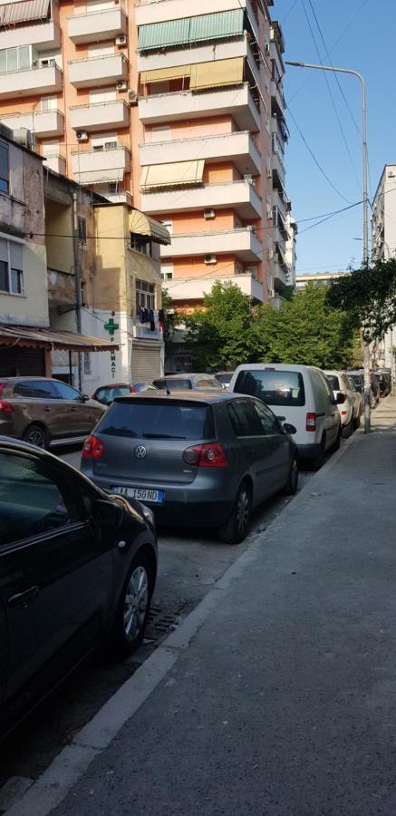 Nevila'S Apartment Tirana Exterior photo