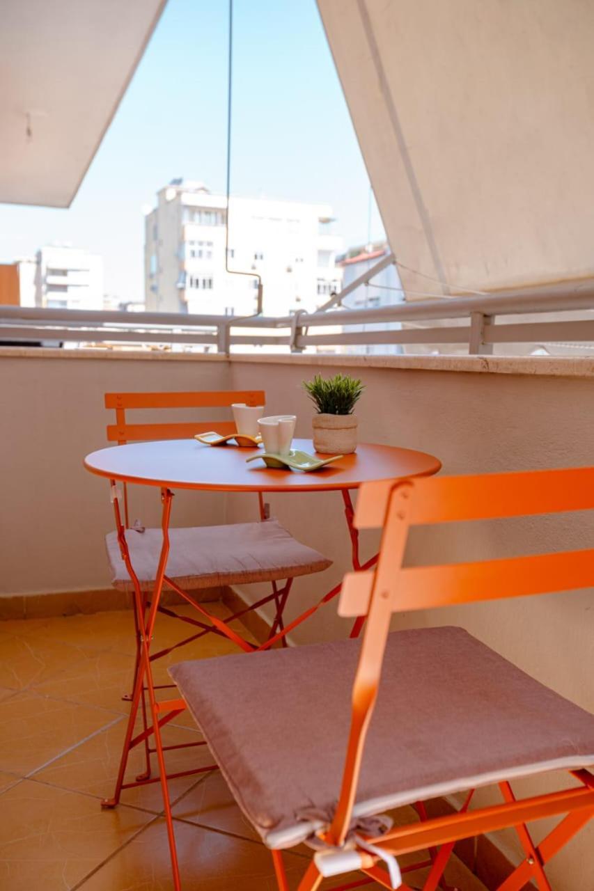 Nevila'S Apartment Tirana Exterior photo